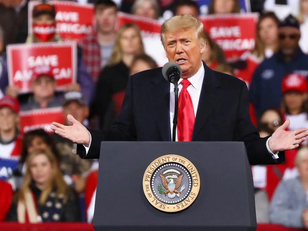 Какие изменения ждут 2025 году. Предвыборные плакаты трампа. выборы президента сша следующие 2025. выборы в испании.