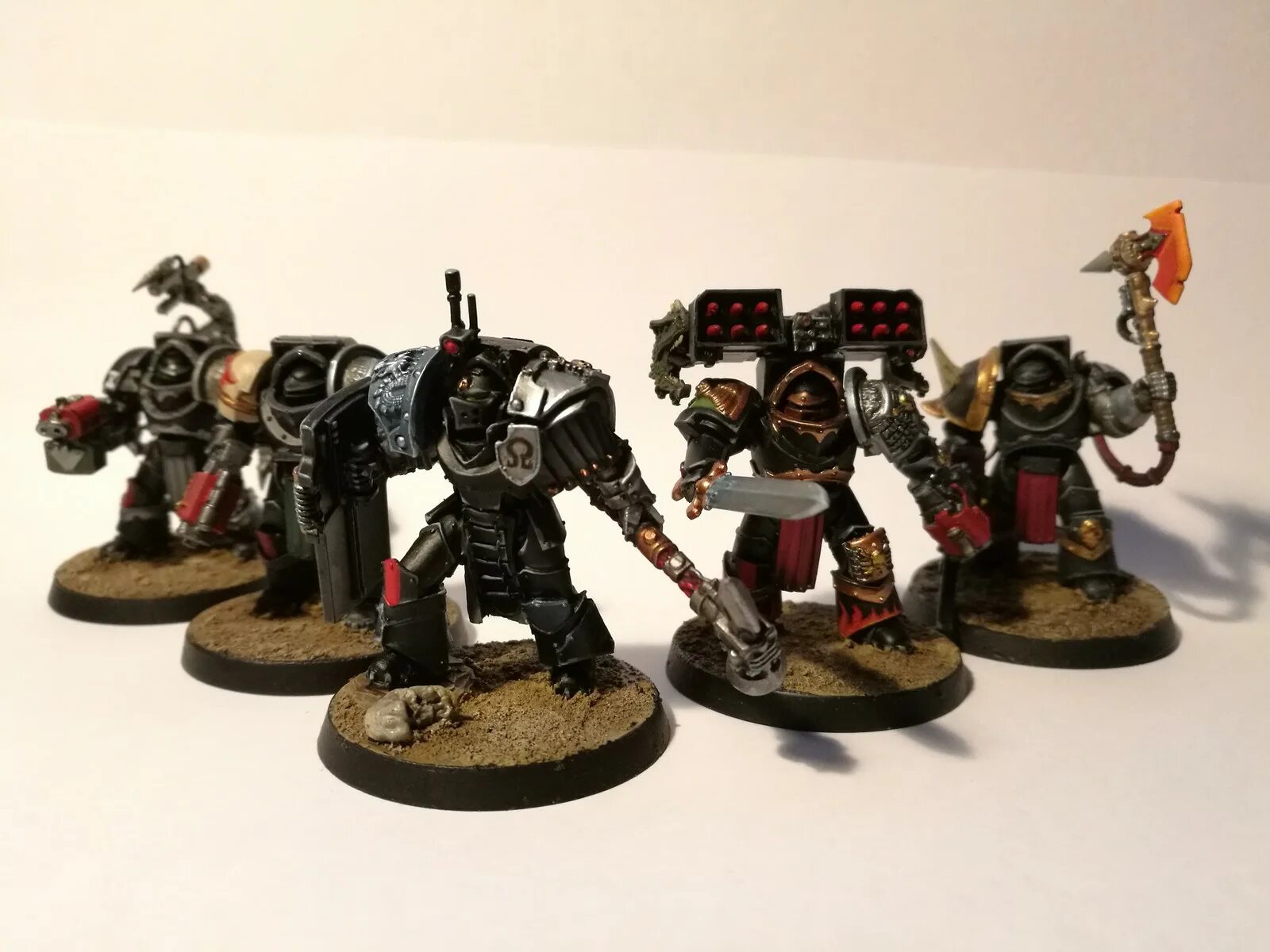 Terminator squad. Deathwatch Terminators. Хруд вархаммер. Warhammer 40000 Хруды. Караул смерти миниатюры покрас.