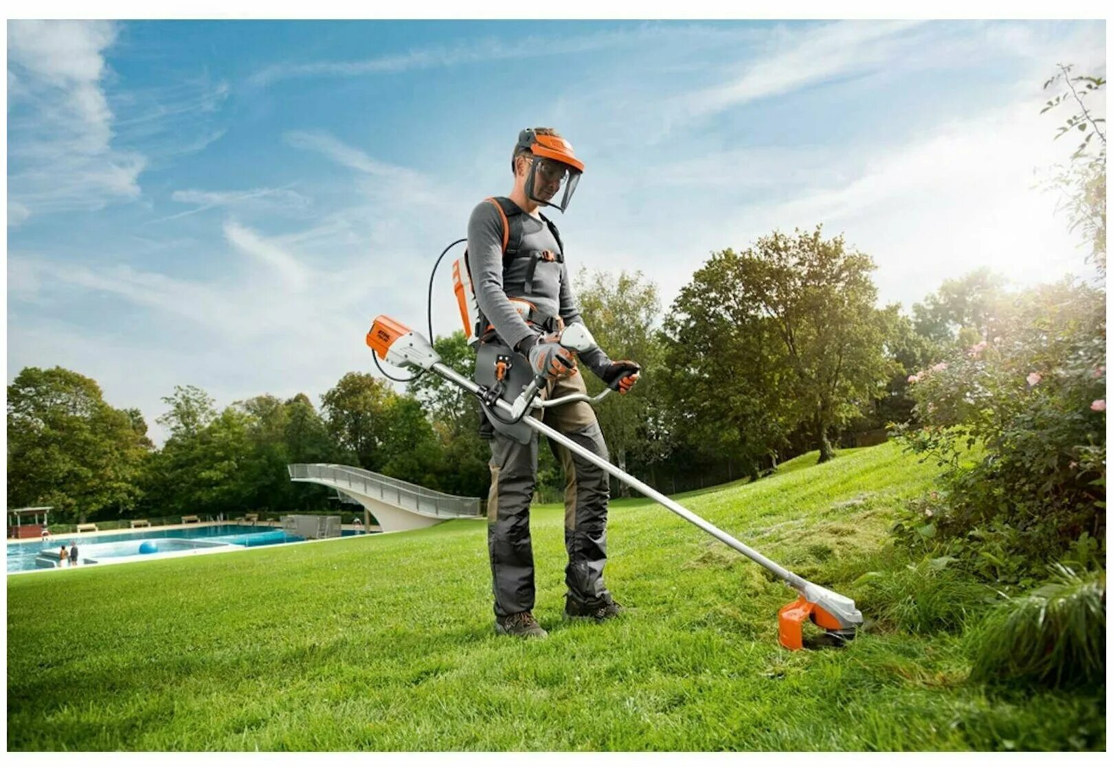 Как работает триммер. Бош триммер аккумуляторный садовый. Как работает триммер. 600. Триммер бензиновый stihl.