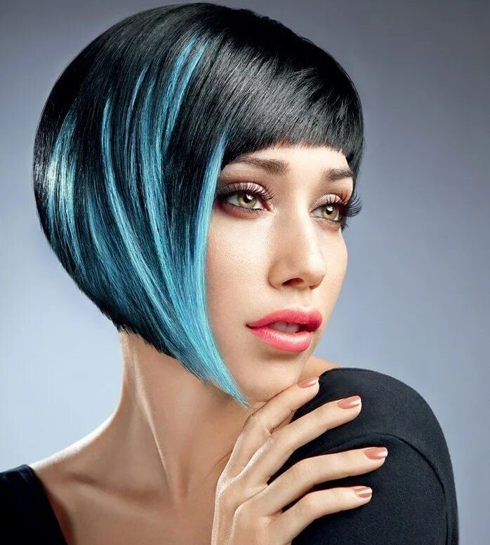 Креативное окрашивание 2023. Креативные модные стрижки 2020. Колорирование 2022. Окрашивание волос реклама. Авангард для коротких волос.