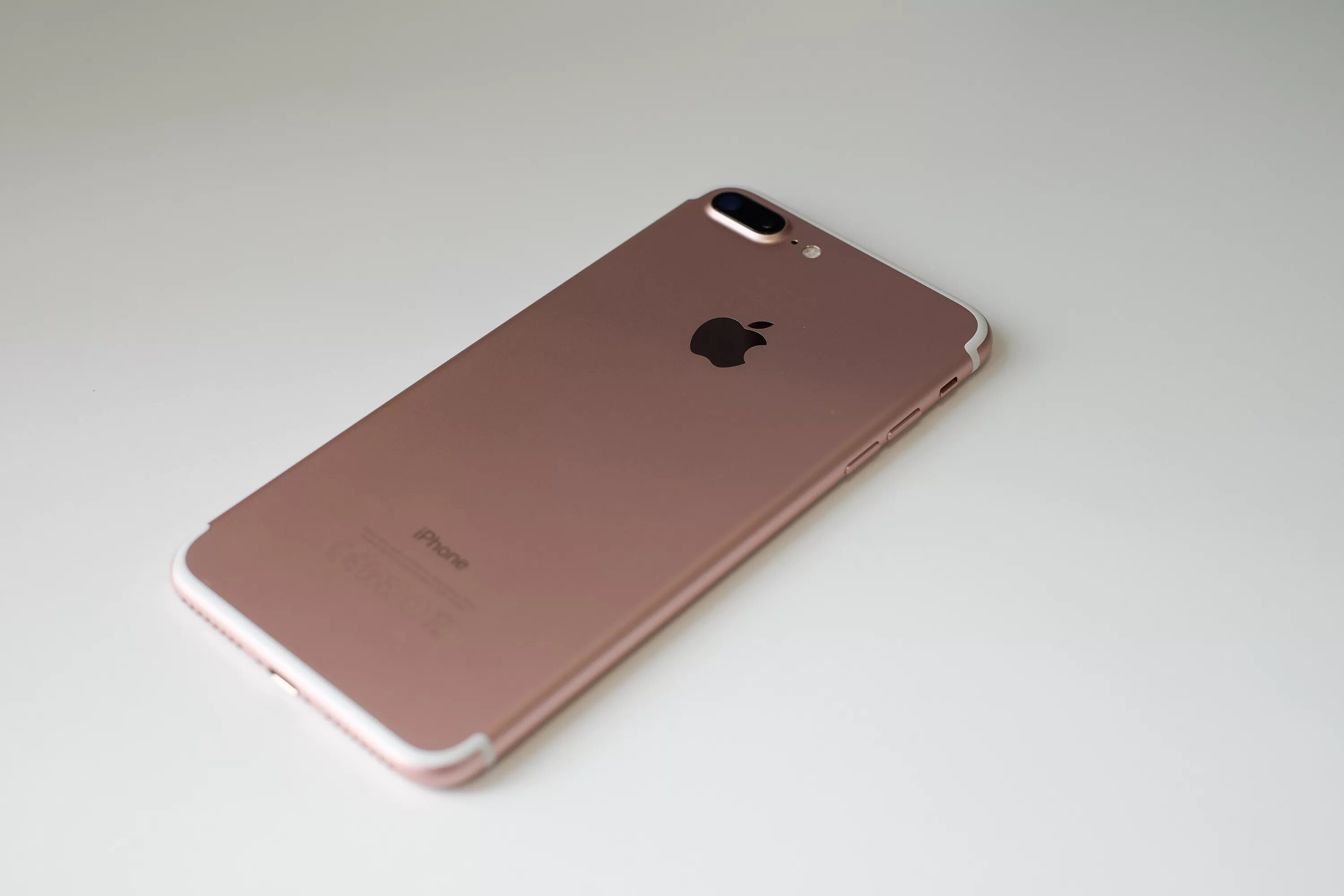 Айфон 7 Plus. Iphone 7 Plus розовый. Айфон айфон 7. Айфон 7s Plus. Нужен айфон 7