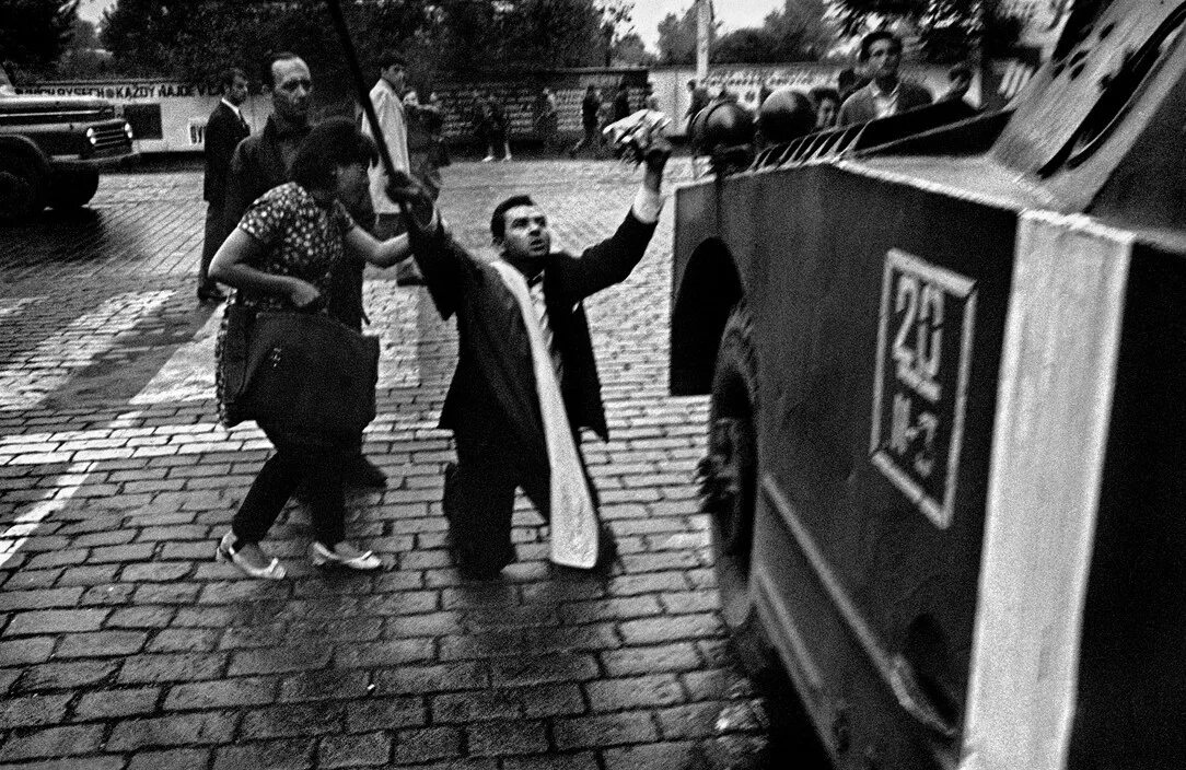 1968 год фото. Йозеф куделка прага 1968. йозеф куделка вторжение прага 1968. йозеф куделка вторжение 68 прага.
