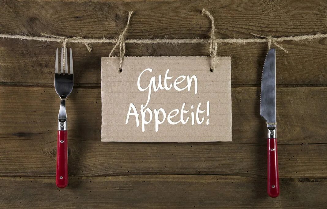Словосочетания в немецком языке. Приятного аппетита. Фразы по немецки. Спасибо на немецком языке. Базовые фразы на немецком.