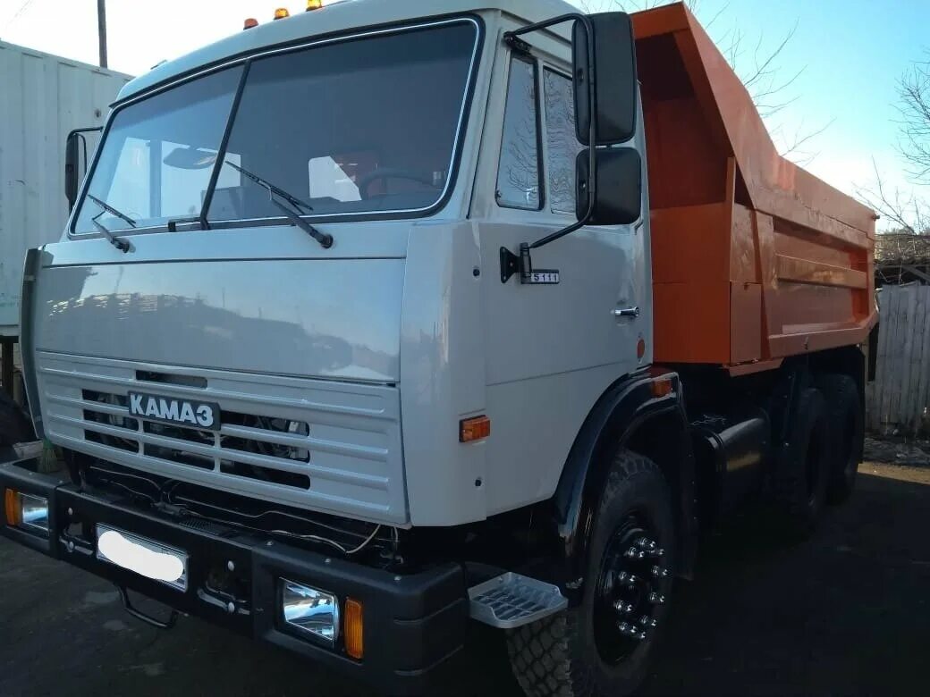 Купить бу камаз красноярске. Продажный КАМАЗ 55111. КАМАЗ 65111 самосвал. КАМАЗ 2001 года. КАМАЗ 2001 год выпуска заводской.