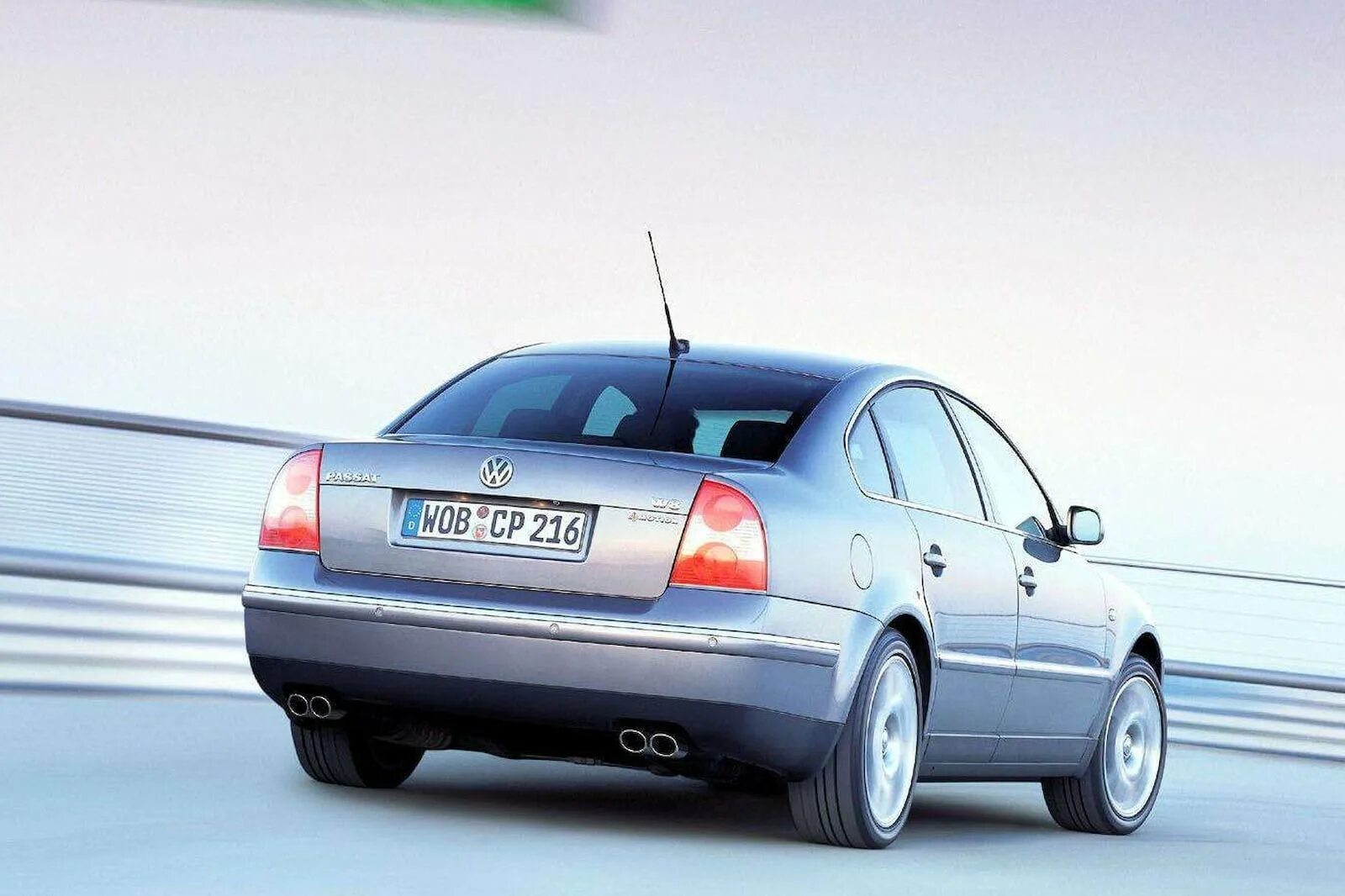 Фольксваген пассат b5 2005. 8 w. Volkswagen passat b5 седан. 8 мотор. Passat w8 универсал.