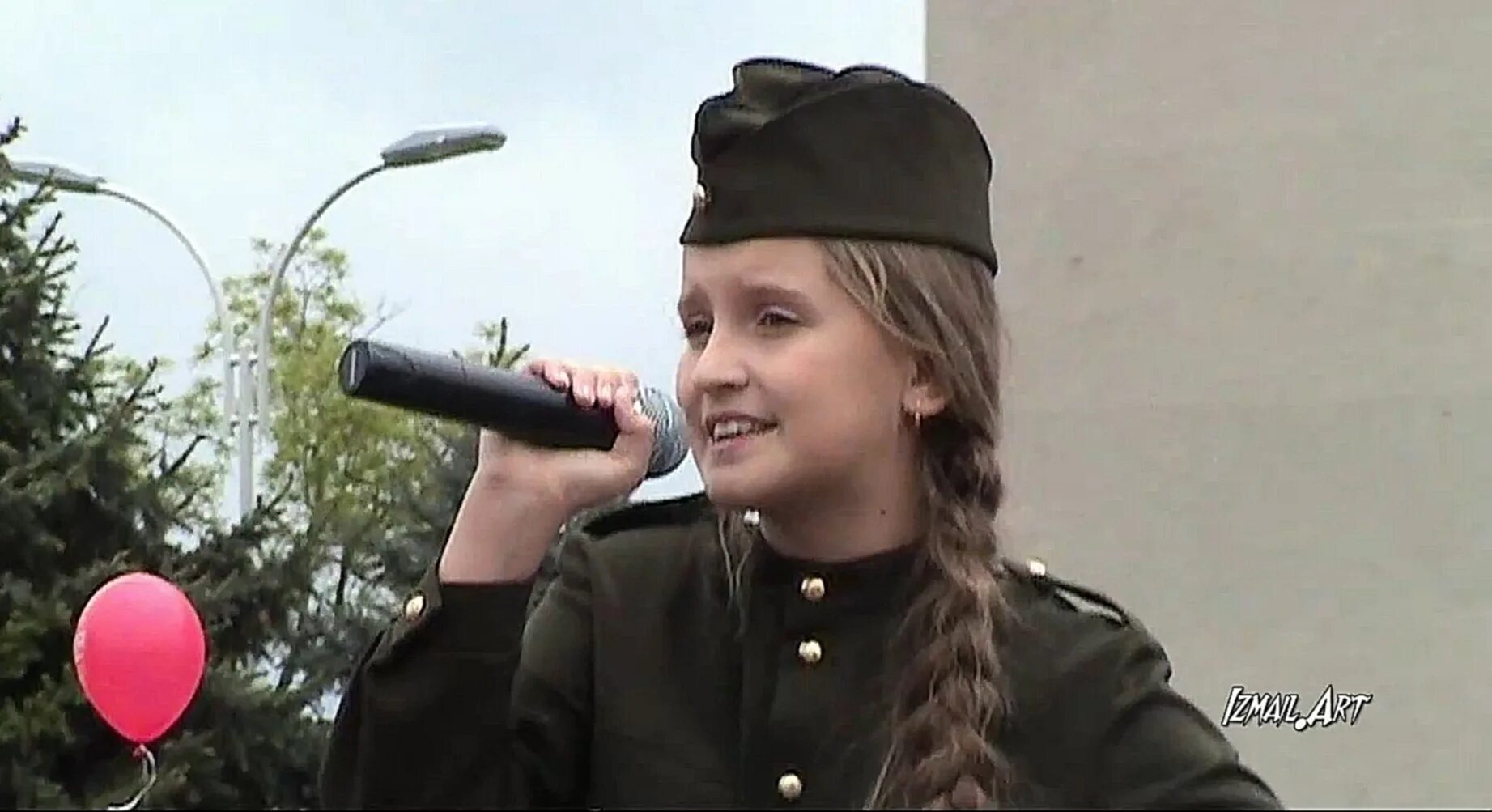 Смуглянка поет девочка. Смуглянка дегтяревой. смуглянка клип.