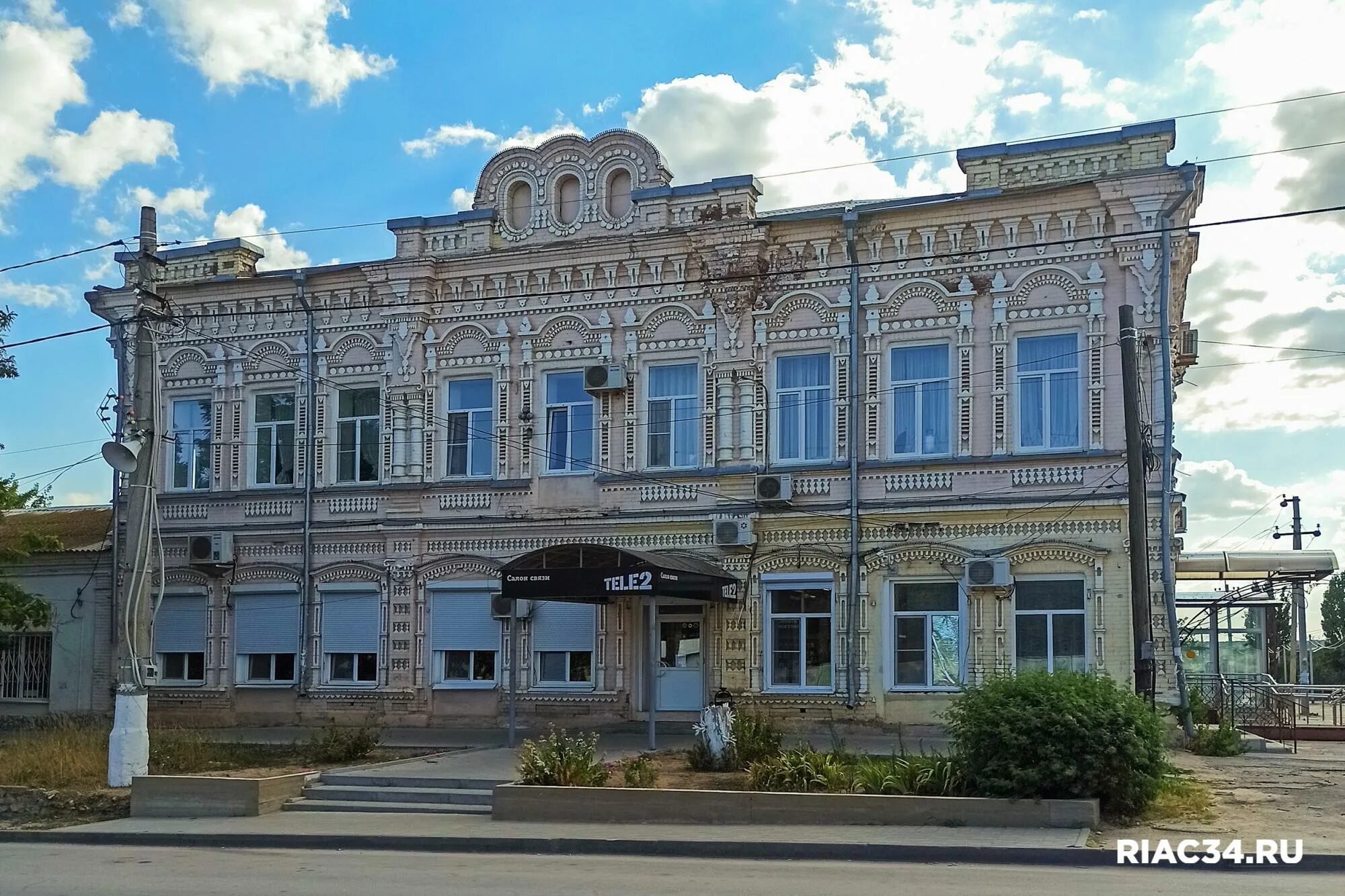 Волгоградская область библиотеки. Городское поселение город Дубовка. Дубовка Волгоградская область. Дубовка Дубовский район Волгоградская область. Купеческая улица Дубовки Волгоградской области.