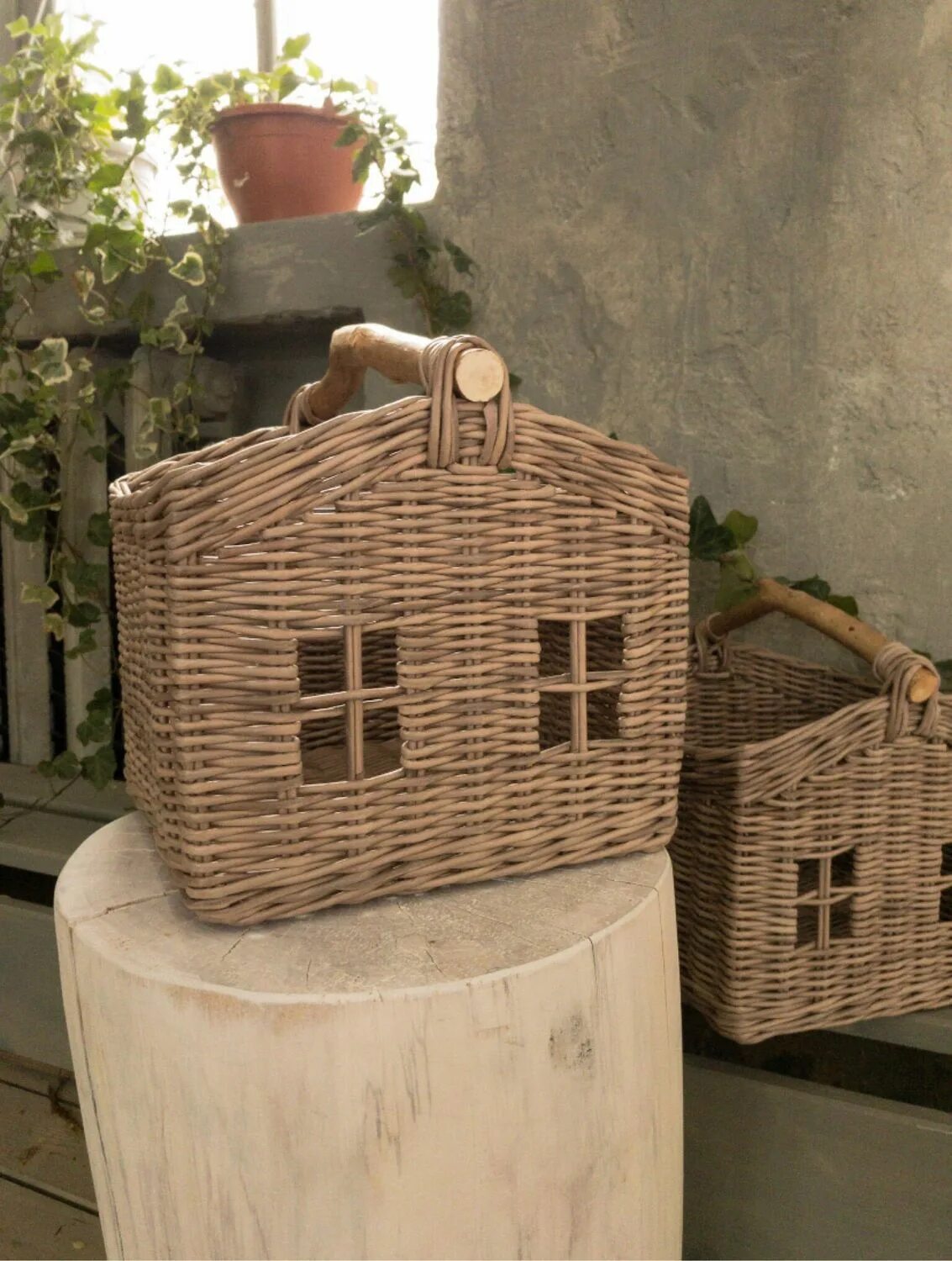 Эко лоза. Эко лоза. Корзинка плетеная. Ажурная корзина. Изделия из эко лозы.