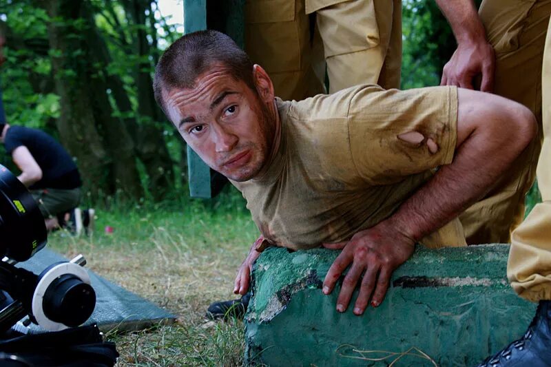 Кинофильма путь. Кинофильма путь. Путь 2009 постер. Кинофильма путь. Кинофильма путь.