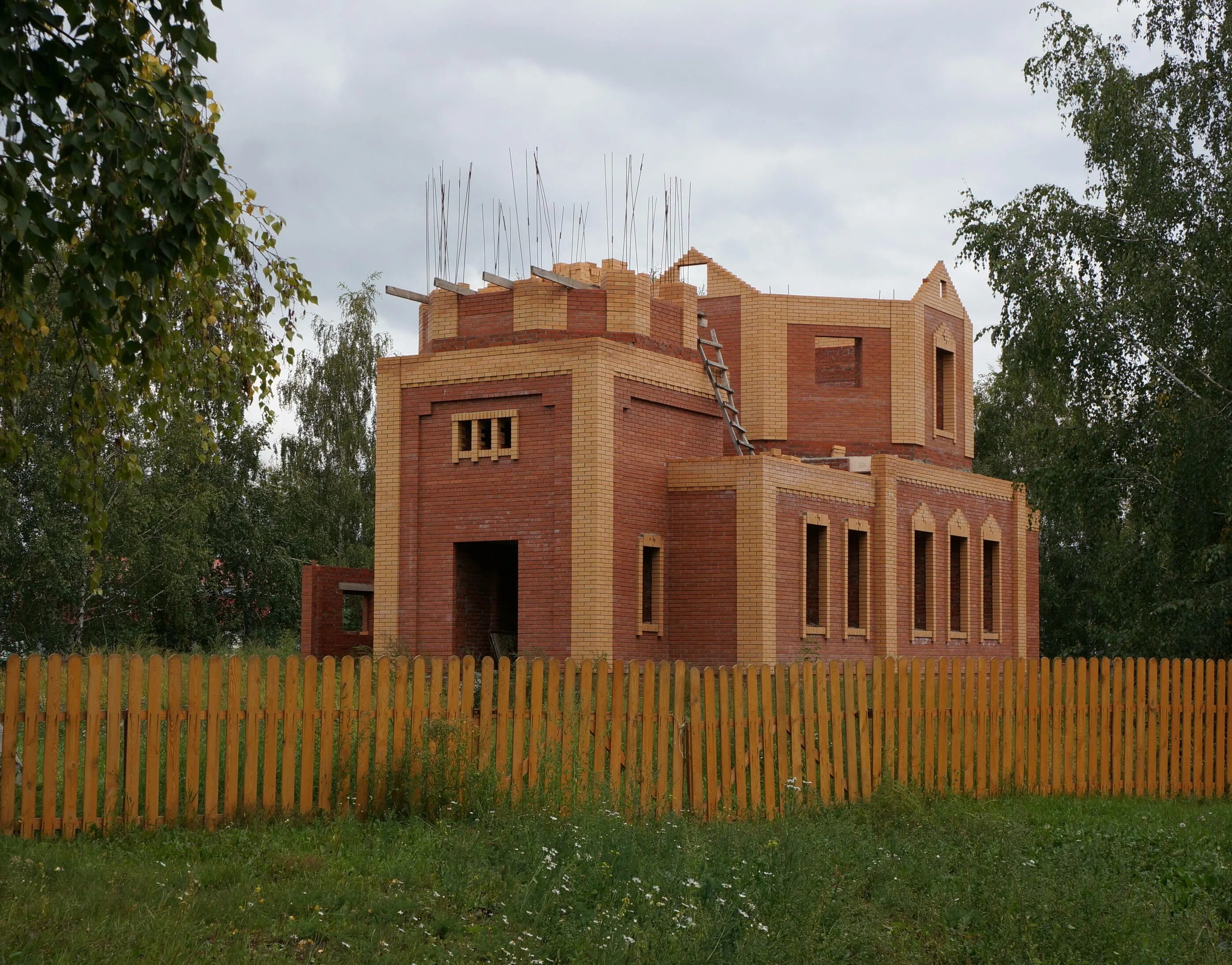 Поселок довольное новосибирская область. Довольное церковь. Село довольное новосибирской области храм. Довольное церковь. Церковь сергия радонежского новосибирской области р п краснозерское.