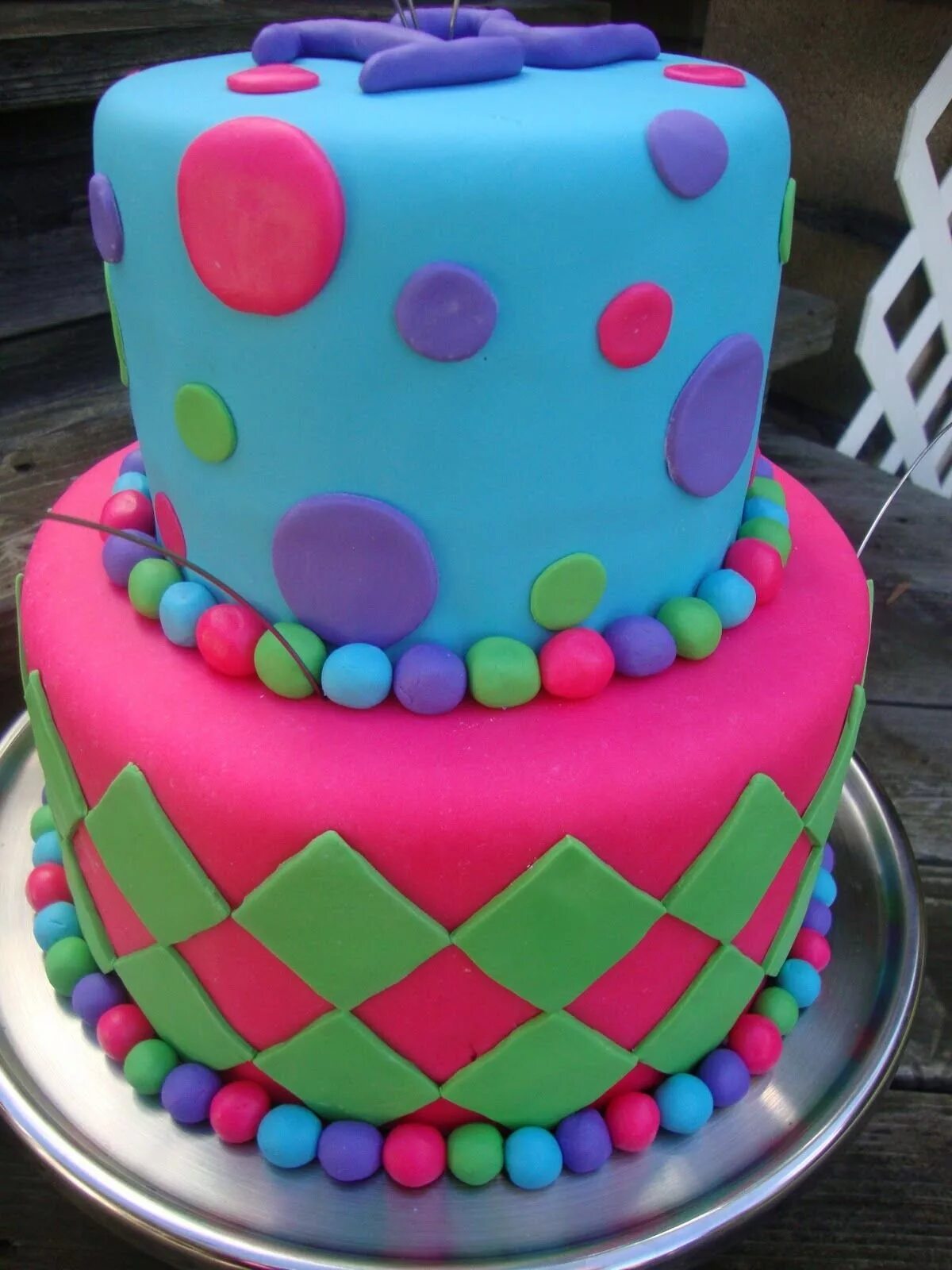 Торт девять. Торт на день рождения девочке. Торт девочка. Тортики на день рождения для девочек. Тортики на день рождения для девочек 12 лет.