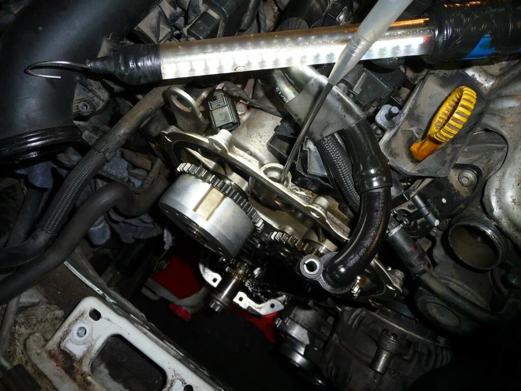 Фазорегулятор Фольксваген Тигуан 1.4 TSI. Топливный фильтр Тигуан 1.4 TSI 150. Фольксваген Тигуан ремонтируется ли муфта двигатель 1.4 турбо. Ремонт двигателя Фольксваген Тигуан.