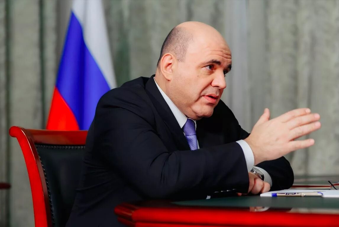 михаилу мишустину рост. мишустин 1998. михаил мишустин. мишустин с охраной. пловец михаил мишустин.