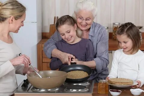 Дочь не работает годами