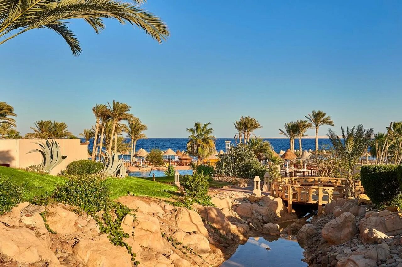 Шарм эль шейх время. Рэдиссон блю резорт шарм-эль-шейх. parrotel beach resort шарм-эль-шейх. отель рэдиссон шарм эль шейх египет. рэдиссон блю шарм эль шейх.