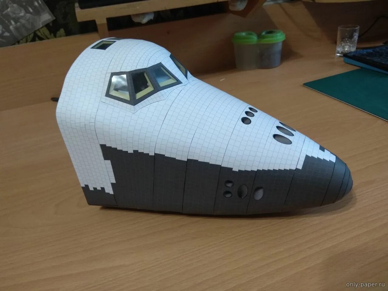 Буран 1/144 ark. Буран арк моделс. 43. Снегоход из картона. Снегоход буран масштабная модель.