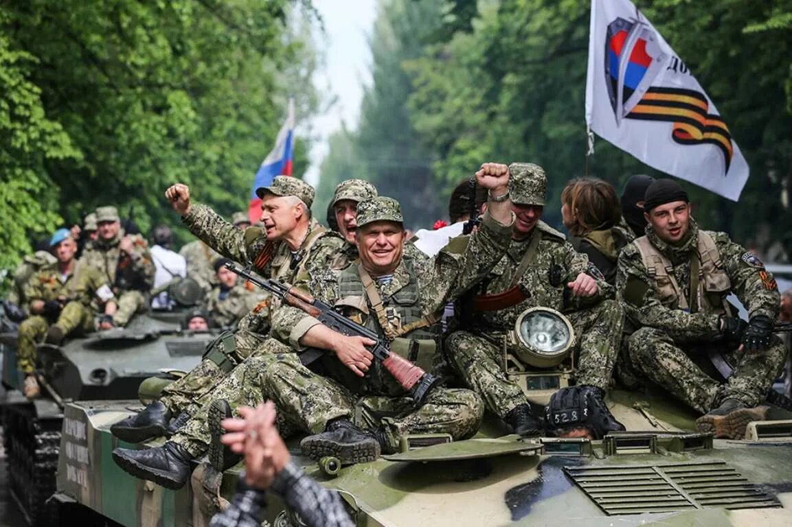 Донбасс будет наш. Ополченцы донбасса 2014. народное ополчение донбасса 2014 славянск. народное ополчение донбасса 2025.