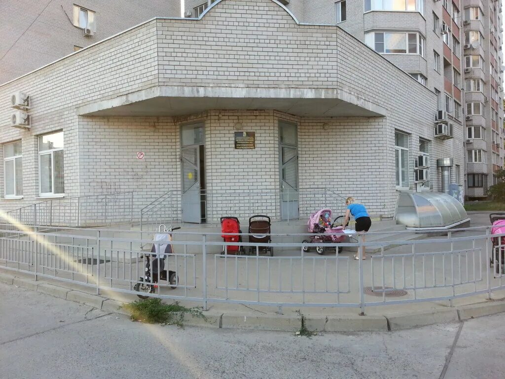 Краснодар улица кругликовская 28/3. Barber pet, краснодар, восточно-кругликовская улица. Дом физкультурника краснодар бассейн. , 22. Краснодар восточно-кругликовская улица 22/3.