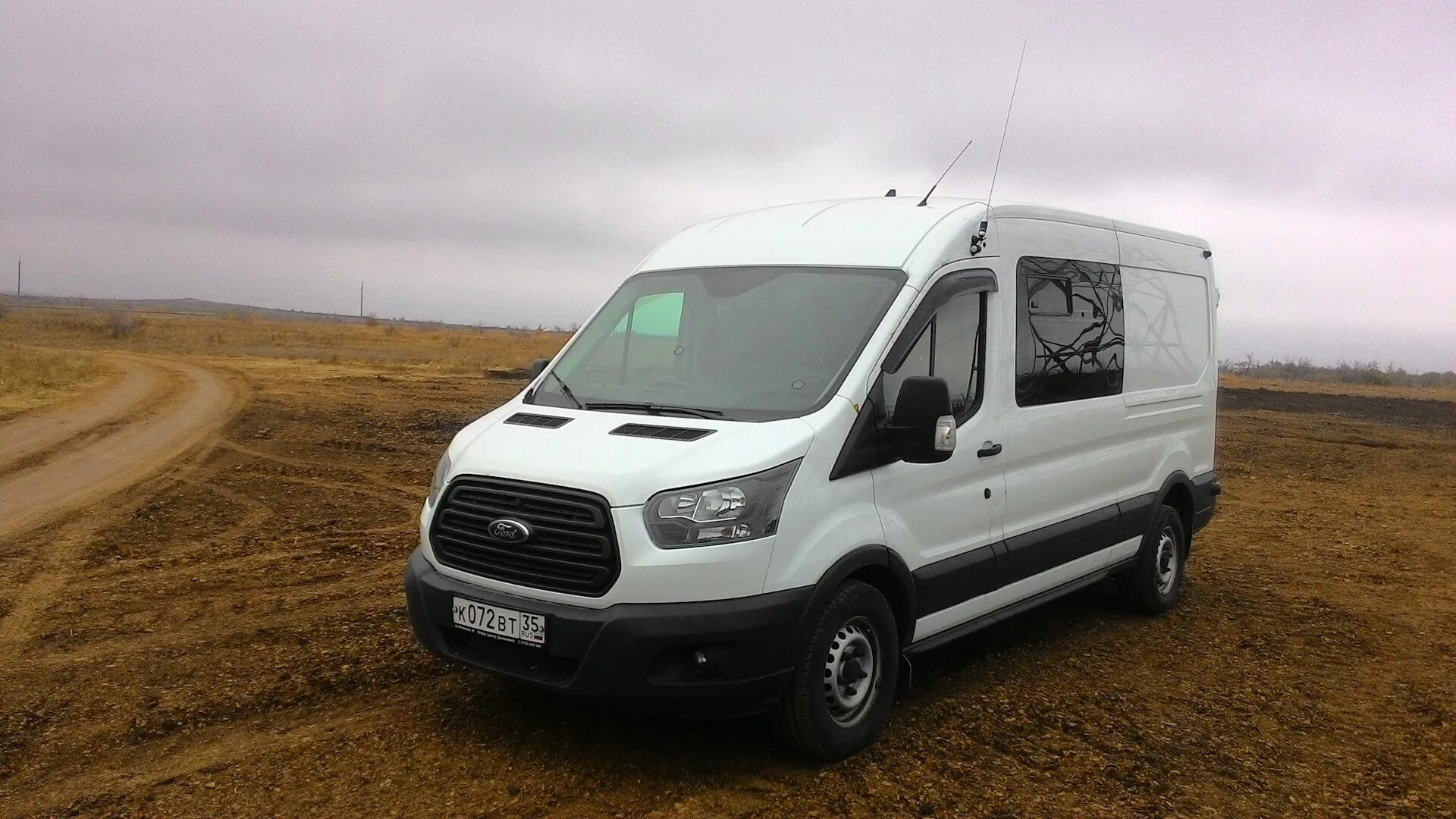 Ford Transit 8g. Форд Транзит 8. Форд Транзит 8+1 новый. Форд Транзит 2012.