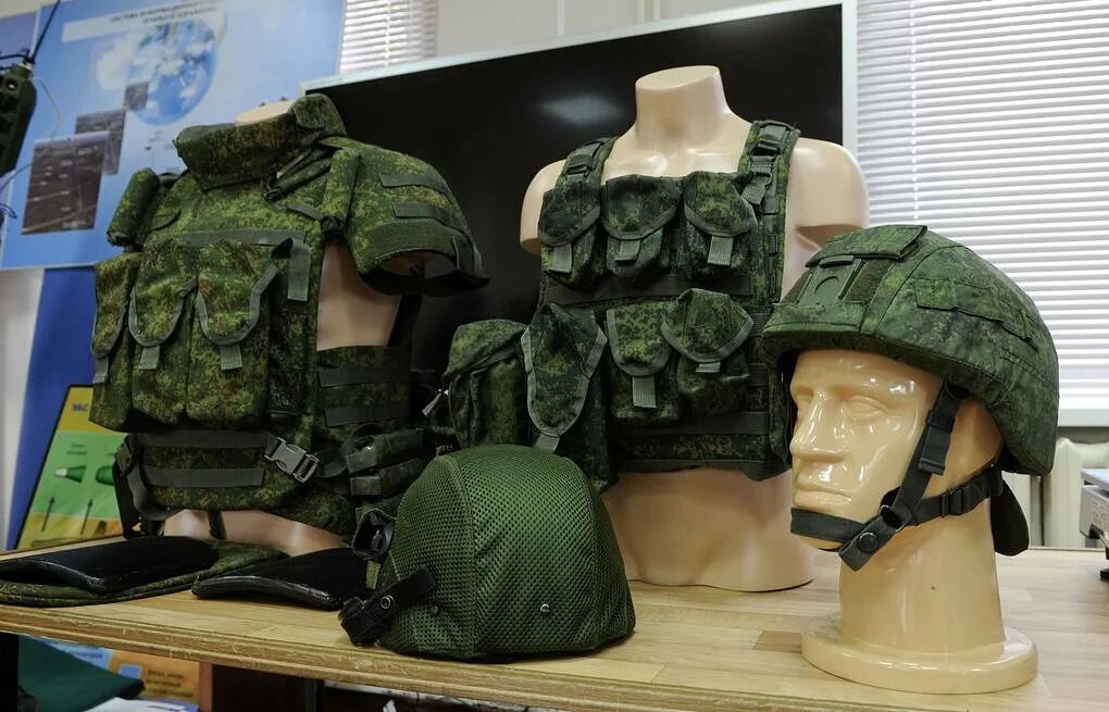 Ратник 2 российская боевая экипировка. 6ш121 ратник. Экипировка ратник 2. Вдв спецназ экипировка ратник. Боевая индивидуальная экипировка бармица.