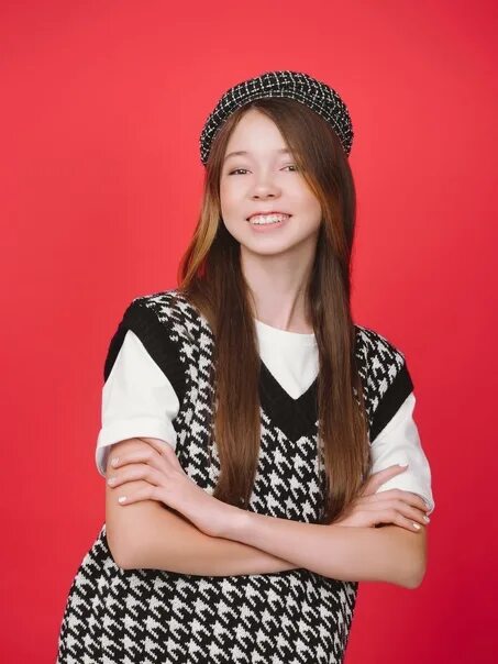 Зоя курзенкова модель школа. Вера вышинская. Модельное агентство чебоксары. Модельное агентство чебоксары. Мини мисс чувашия 2022.