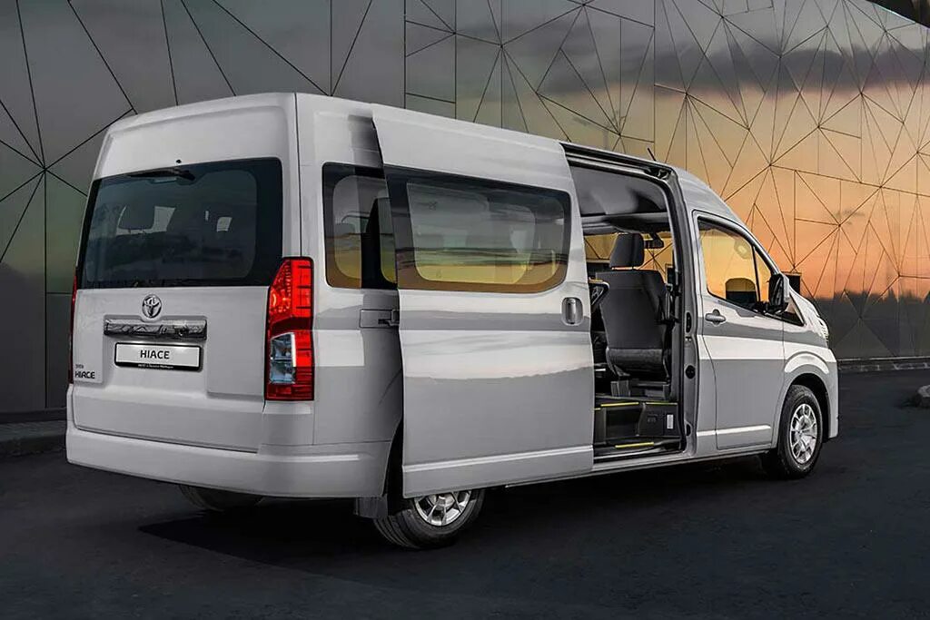 Toyota Hiace 2021. Тойота Хайс микроавтобус 2021. Toyota Hiace 2022. Тойота Хайс 2019. Toyota hiace цена