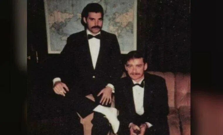 Пол прентер о фредди меркури. Принтер планшетный юник-5. Планшетный принтер а4. Ricoh mp c307spf. Принтер brother 3210.