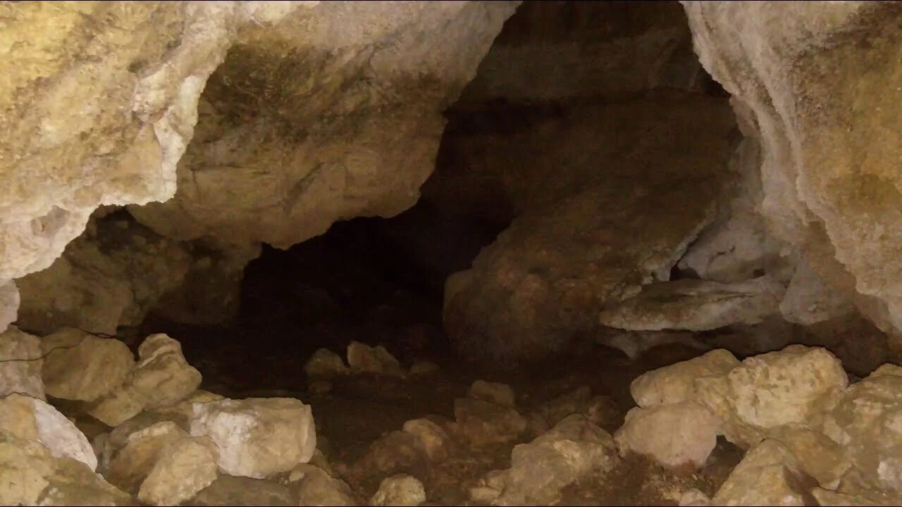 Пещера Алёшина вода Крым. Пещера Аверкиева Долгоруковская яйла. Алешина вода Крым. Долгоруковский массив, пещеры. .. Как убрать воду в пещере