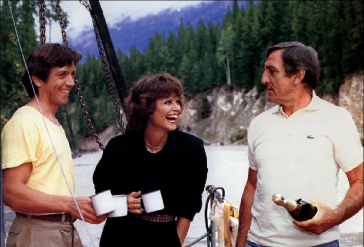 Богач фильм 1983 актёры. Бедный богач фильм. Итальянская комедия 80 годов. Лино вентура отверженные. Артист лино вентура.