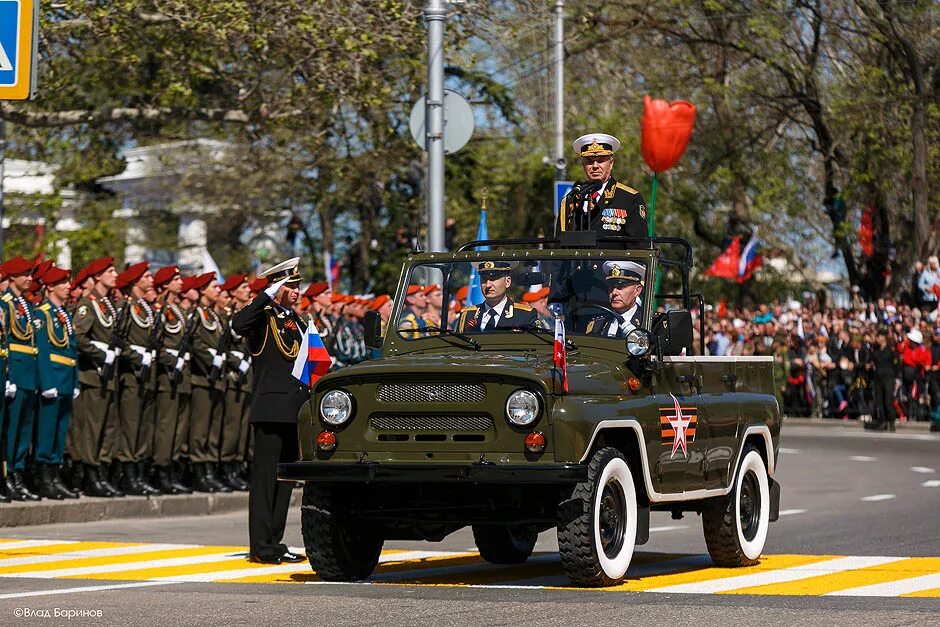 9 мая 2015 год. Парад Севастополь 9 мая 2015. Парад Победы 2015 года. Парад 9 мая. Парад машин.