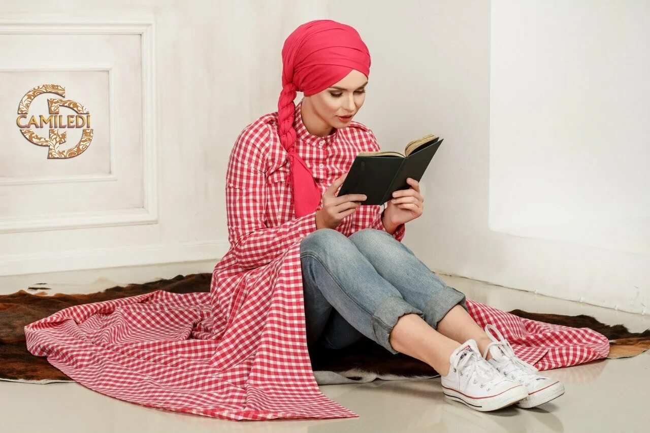 Мусульманский можно делать. Стильная одежда для мусульманок. Домашняя одежда для мусульманок. Модная мусульманская одежда для девушек. Модная одежда мусульманская домашняя.