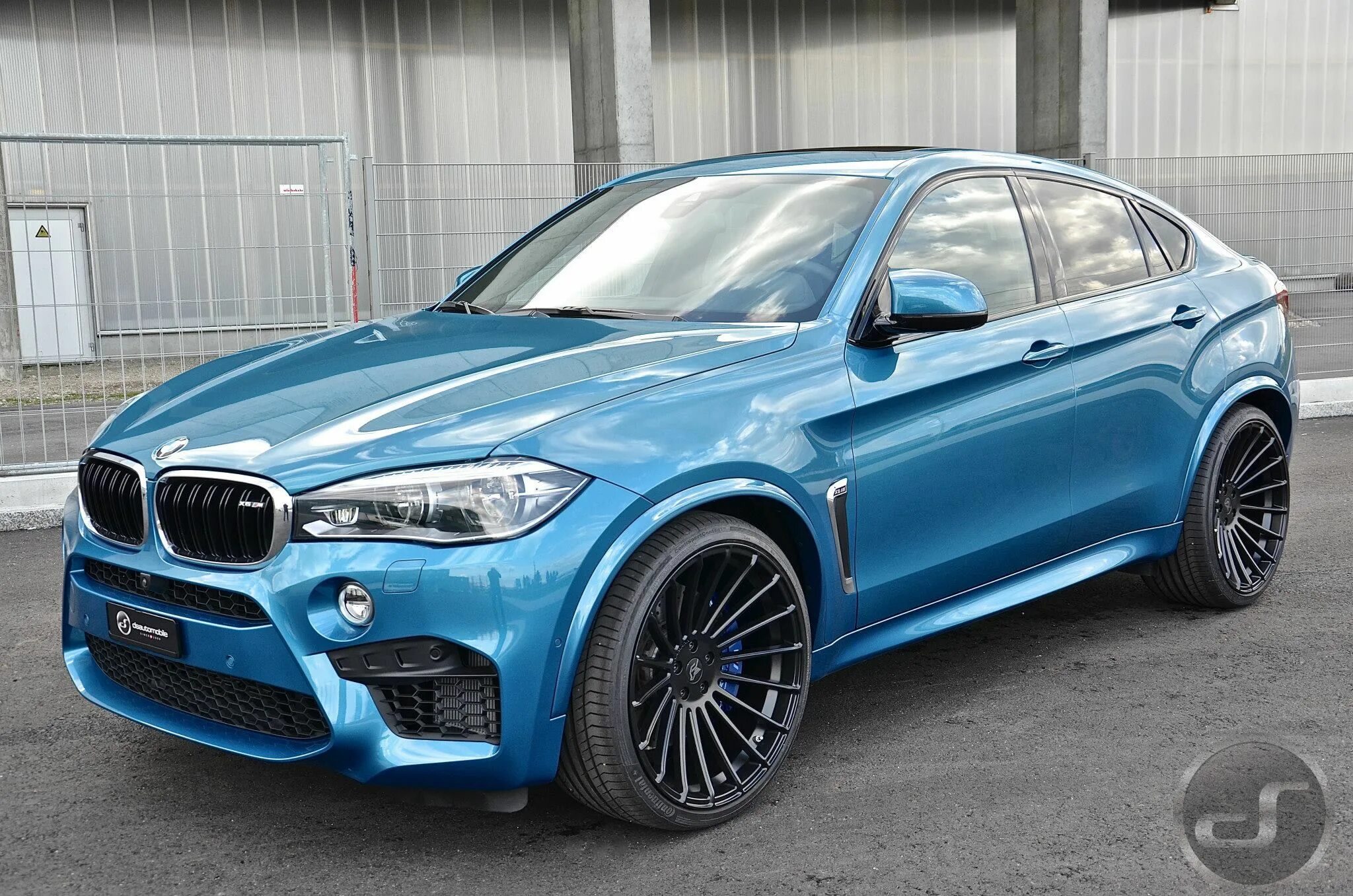 BMW x6m f86. BMW x6m 2015. BMW x6m Сток. BMW x6m в обвесе. X6 2016