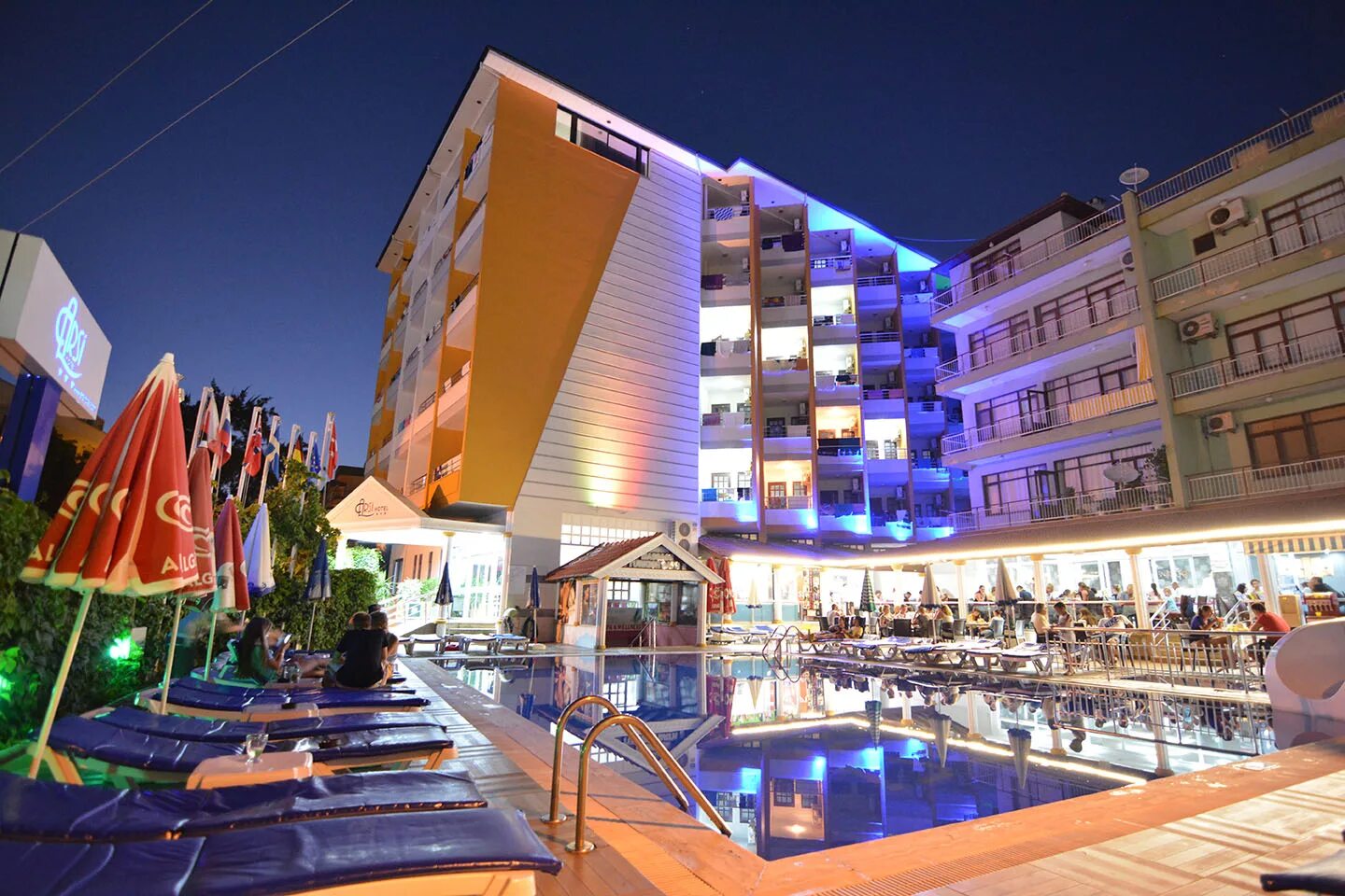 Arsi Hotel 4*. Аланья Турция Arsi Hotel. Арси отель 4 Аланья Турция. Арси Энфи Бич отель Алания. Аланья турция обзор