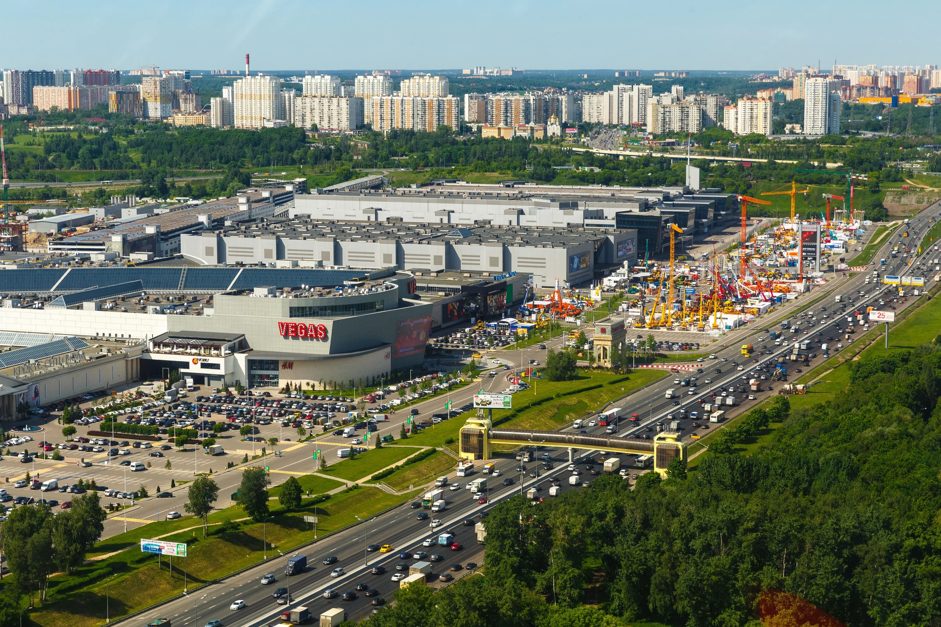 Крокус центр в каком городе. Крокус Сити Москва. Крокус Сити Строгино. Крокус Таун Красногорск. Crocus Group Москва.