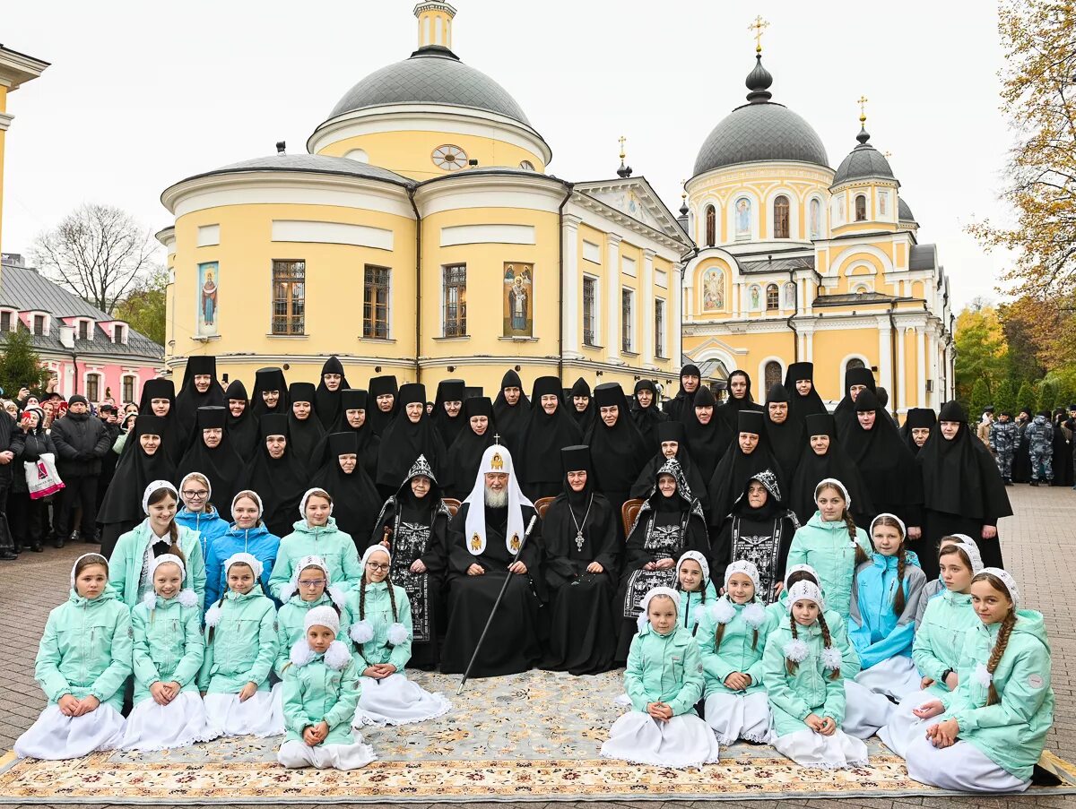 Игумения Феофания Покровский монастырь. Игумения Покровского монастыря в Москве Феофания. Покровский ставропигиальный монастырь. Матушка Феофания Покровский монастырь.