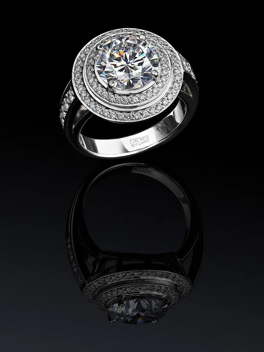 кольцо chopard blue diamond. эксклюзивные ювелирные украшения. даймонд джевелери. бриллиантовое кольцо. ювелирные кольца.