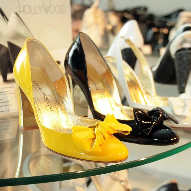 Магазин обуви купить итальянскую обувь. Carlo Pazolini туфли. Туфли желтые Карло пазолини. Туфли Карло пазолини женские. Итальянская обувь женская.