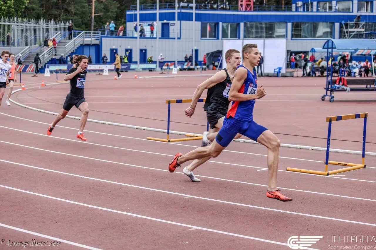 Легкая атлетика юноши. Легкая атлетика 2012. Чемпионат по легкой атлетике среди подростков. Первенство России по легкой атлетике Ульяновск 2024.