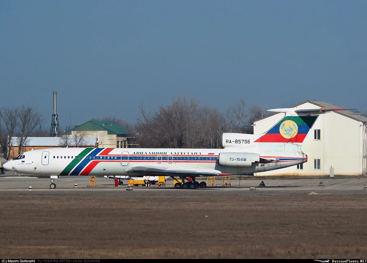 Ту-154 ra-85756. Ту 154 авиалинии Дагестана. Ту 154 Дагестанских авиалиний. Самолет Уйташ Махачкала. Туту махачкала