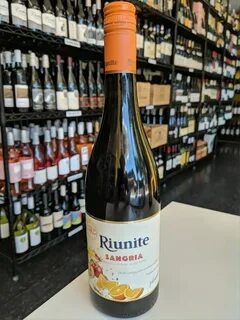 Вино riunite