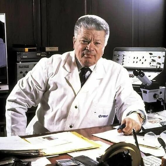 Федоров станислав николаевич. Святослав федоров 2000. Федоров окулист. Святослав николаевич фёдоров операция. Академик святослав федоров.