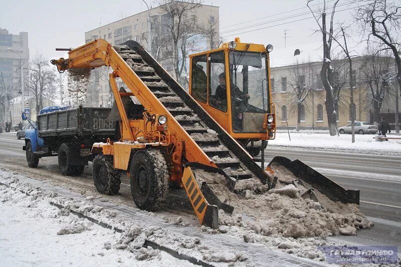 как называется снегоуборочная машина. снегоуборщик стига на гусеницах stiga 5266. снегоуборочная машина 7861 брайт. как называется снегоуборочная машина. мини погрузчик jcb 135 уборка снега.