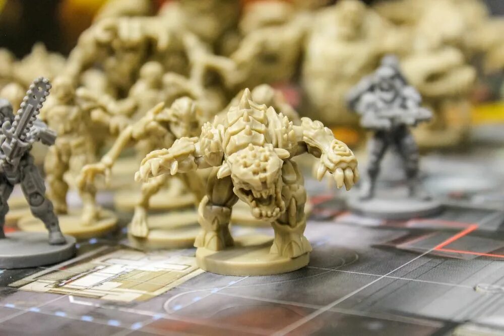Настолка doom миниатюры. Doom 3 настольная игра. Doom the boardgame настолка. Doom 4 настольная игра. Настолка дум.