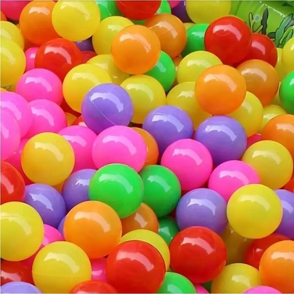 Цветной шар. Разноцветный шар. Пластмассовые шарики. Разноцветные шарики. Разноцветные шарики пластиковые.