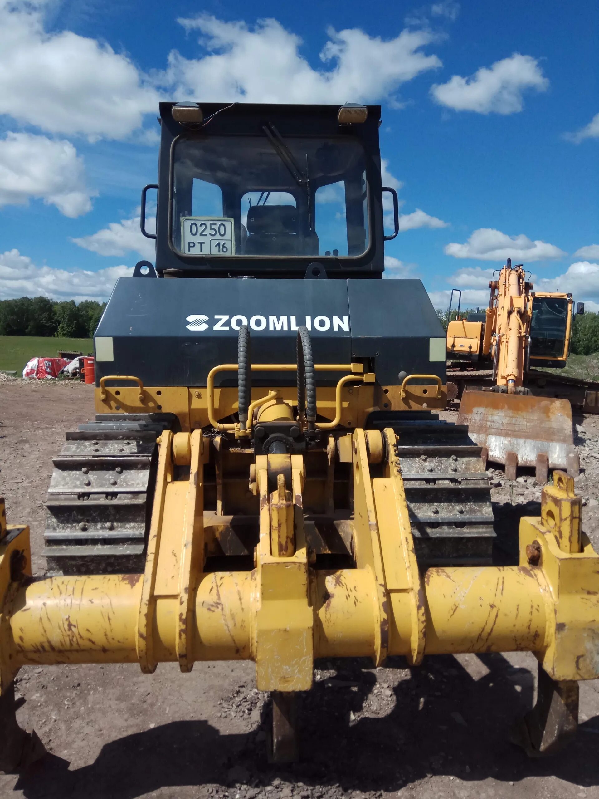 Zoomlion zd160 3. Бульдозер zoomlion zd160. бульдозер зумлион 160-3. гусеничный бульдозер zoomlion zd160-3.
