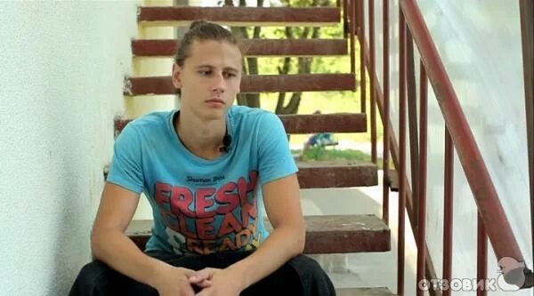 Легло быть молодым. Фильм легко ли быть молодым 2015. андрей крыжний легко ли быть молодым. легко ли быть молодым документальный фильм. второй фильм легко ли быть молодым 2011 года.