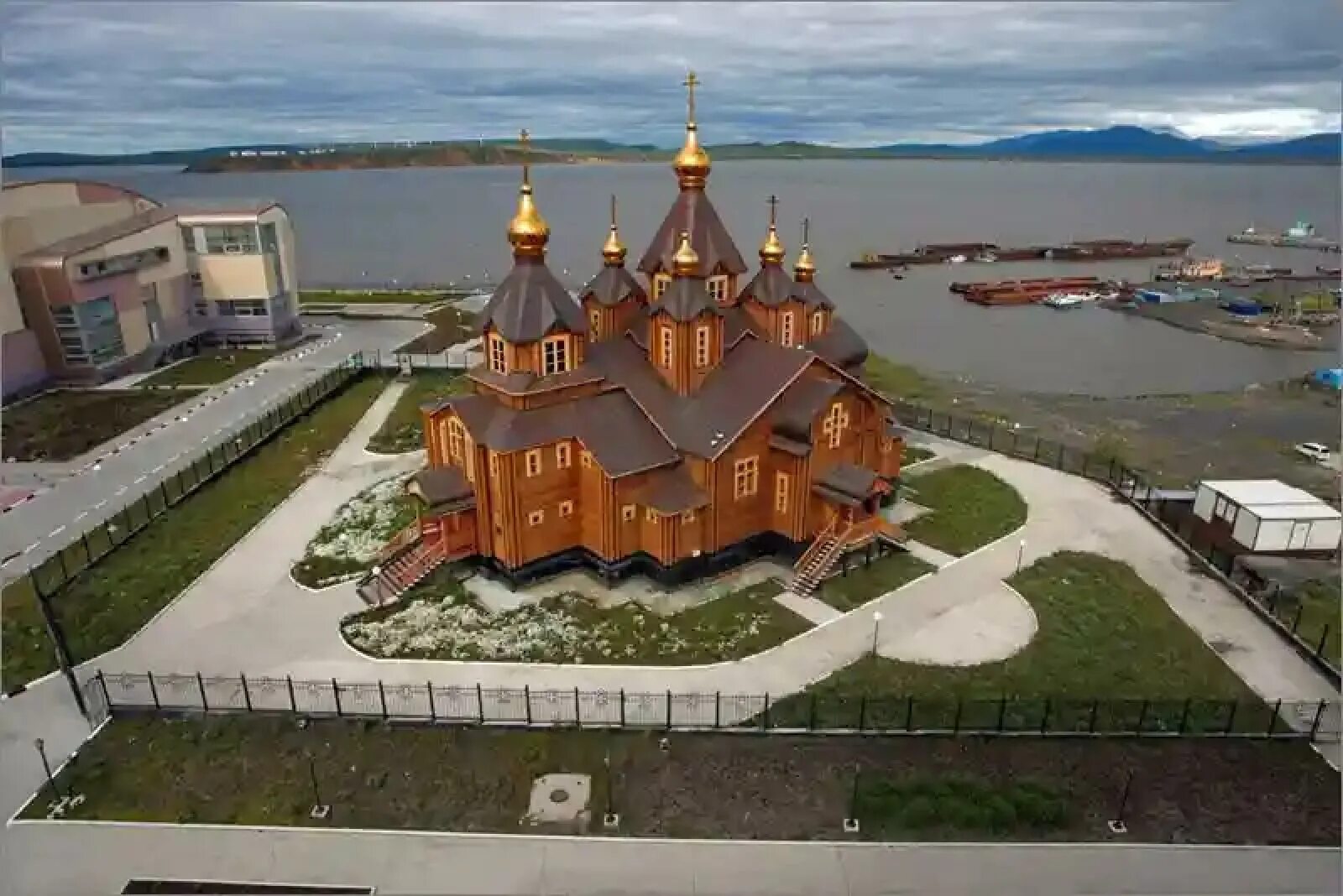 Тюмень анадырь. Церковь Анадырь Чукотка. Главный храм Чукотки - г.Анадырь.