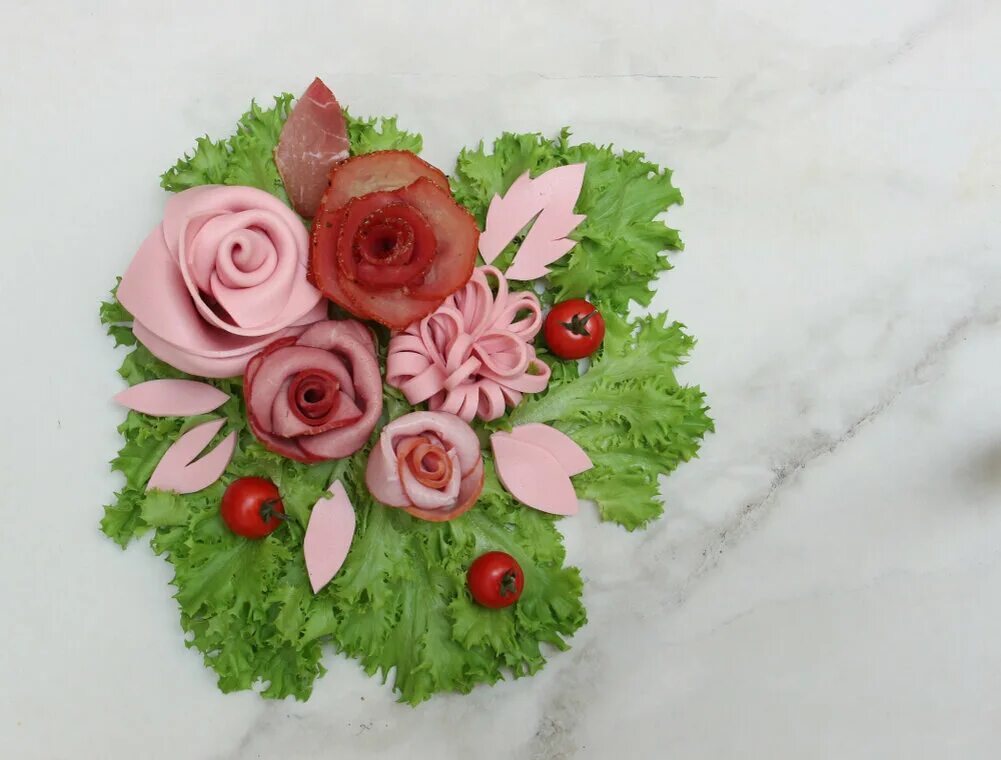 Цветы из колбасы. Meat flower