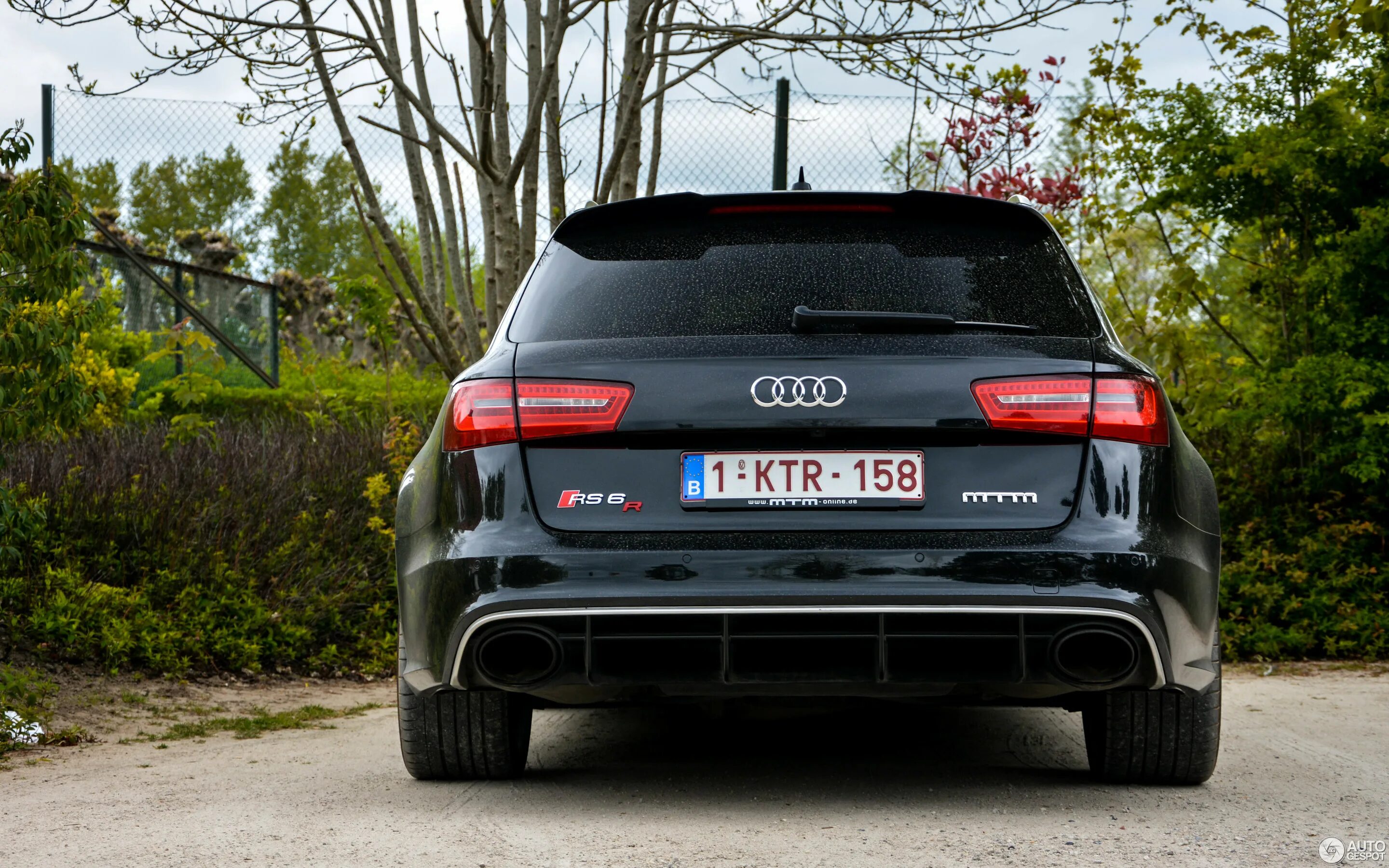 Ауди стартует. Audi rs6 1000hp. Ауди rs6 mtm. Рс 6 мтм. Audi rs6 c6 v10.