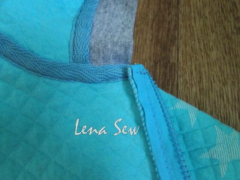 Киперная лента на горловине. Обработка голововины киперной лентой. Обработка горловины киперной. Киперная лента на горловине. Киперная лента на горловине.